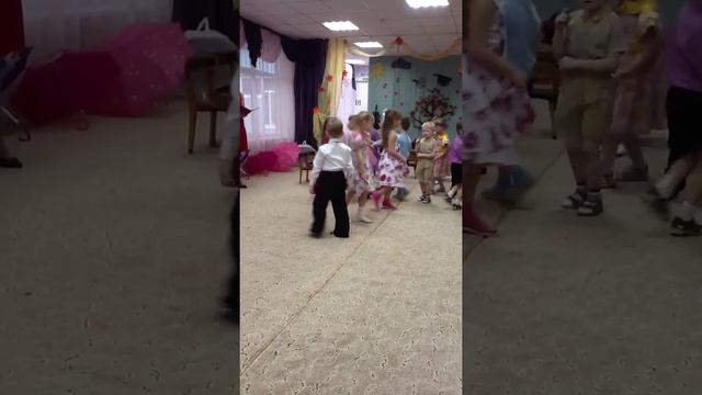 Танец осени смотреть онлайн