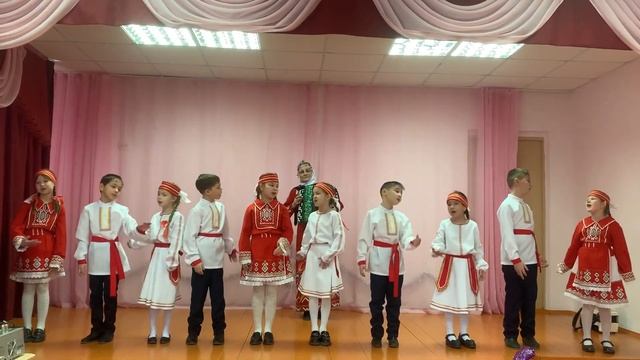 850 Ансамбль шевлесем МАОУ Большеяниковская СОШ попурри чув песен смотреть онлайн