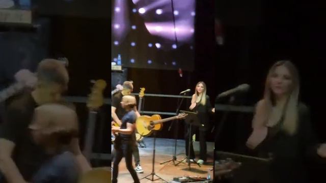 "Я Поднимаю руки " Новый Уренгой. 24.05. смотреть онлайн