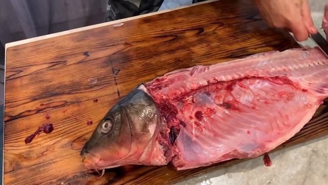 БАЛЫК из САЗАНА. СОЛЕНАЯ ВЯЛЕНАЯ рыба. Как разделать крупную рыбу. смотреть онлайн