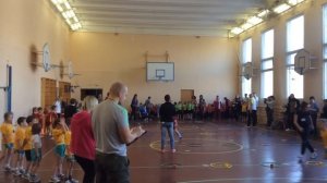 Эстафета с кубиками