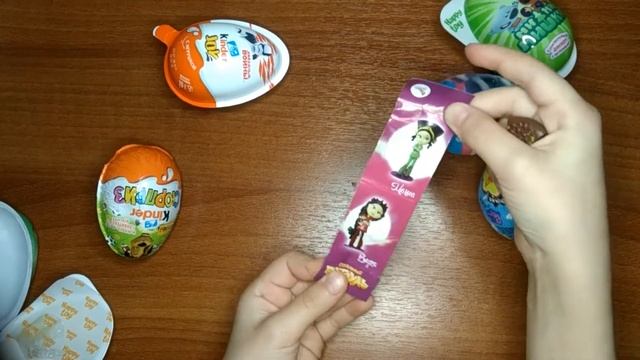 Открываем Киндер Сюрприз!!!/ Open Kinder Surprise