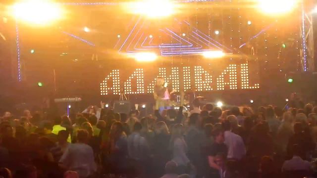 Оксана Почепа (ex. Акула) - Такая Любовь /Яхт-клуб Адмирал смотреть онлайн