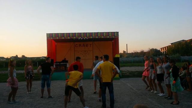 Вожатский флешмоб лагерь "Салют" (с.Коблево) смотреть онлайн