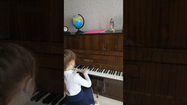 Экзамен из дома во время пандемии. Иванова Анна, 1 класс фортепиано. Exam from home during pandemic смотреть онлайн