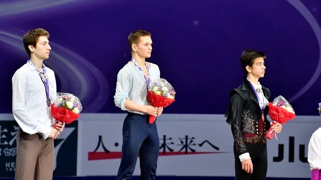 Награждение. Мужчины. Коляда, Квителашвили, Гуменник. Гран-при кубок Ростелеком, Москва 22.11.2020 смотреть онлайн