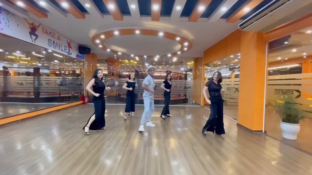Group Extra (The most wanted ) Bachata Fusion | zumba смотреть онлайн