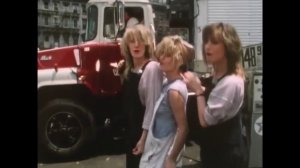 Bananarama - Cruel Summer (OFFICIAL MUSIC VIDEO)