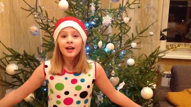 Дед Мороз уже спешит / Happy New Year смотреть онлайн