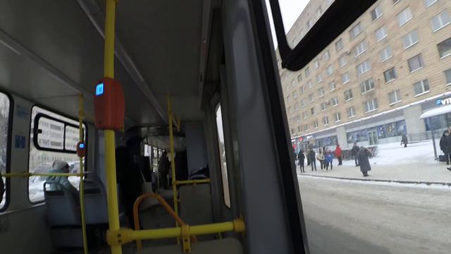 Трамвайный парк №3 на 61! Увы, это 20 трамвай следующий в парк 11-*: ЛВС-86М2 3210 по №61 (08.12.21 смотреть онлайн