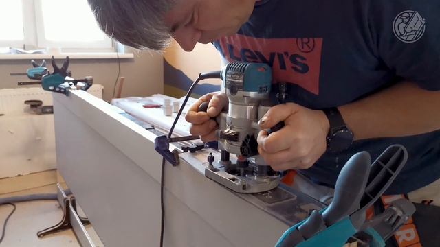 Врезка скрытых петель AJB смотреть онлайн