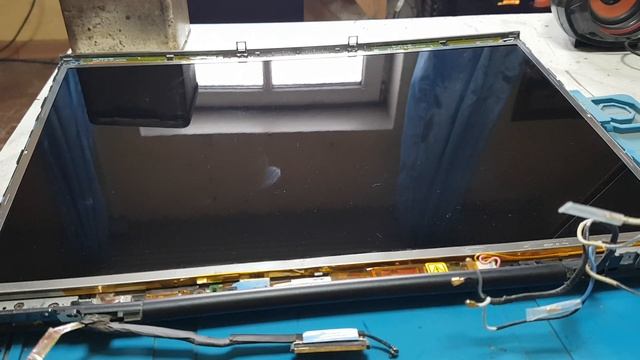 Про установку "новой" матрицы в крышку Dell precision M6400 смотреть онлайн