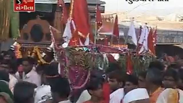 Chamunda Mantra - Om Em Hrim Klim Chamundaye Vichhey смотреть онлайн