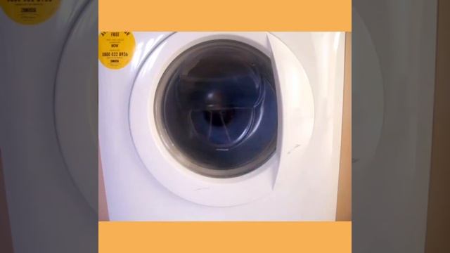 This is my Old Zanussi Electrolux ZWF 1621 W Washing Machine on 1600rpm Spin смотреть онлайн