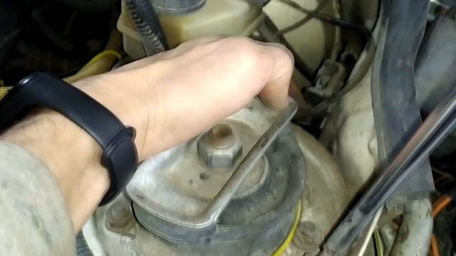 Замена КПП Мерседес 190 w201 w124. Replacement of the Mercedes 190 gearbox смотреть онлайн