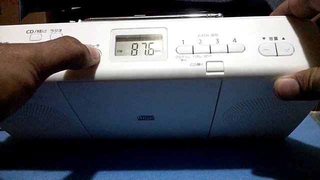 Toshiba TY-C23 Radio CD player "CUTEBEAT" смотреть онлайн