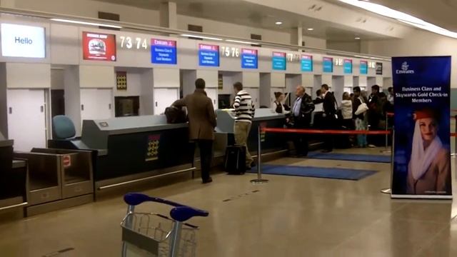 Birmingham International Airport terminal. смотреть онлайн