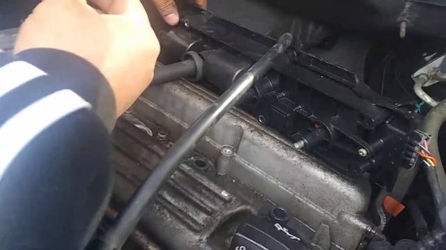 2005 Saturn Vue Spark Plug Change #3