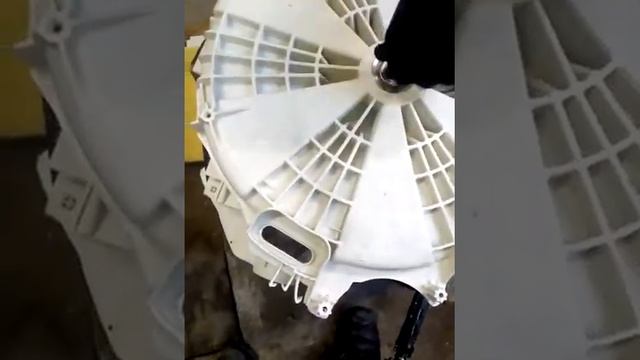 Замена подшипника барабана на стиральной машины смотреть онлайн