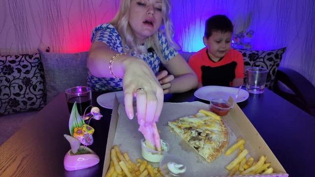 #Мукбанг / ПИЦЦА Farfor /ПОСЛЕДНИЙ УЖИН ВРЕДНОЙ ЕДЫ / ЗОЖ / 2020 смотреть онлайн