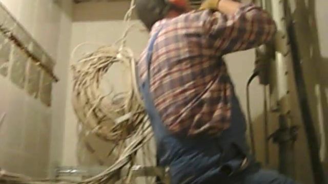 Бурение в потолок смотреть онлайн