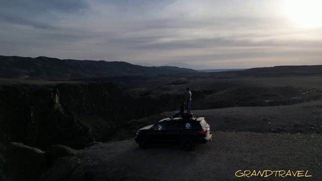 GRANDTRAVEL MUSIC: SET 14. TOYOTA SEQUOIA: МАШИНА С БОЛЬШОЙ ИСТОРИЕЙ И ХОРОШАЯ МУЗЫКА смотреть онлайн