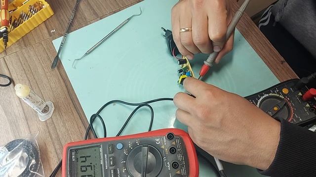 Ремонт массажера CHM-8018 смотреть онлайн