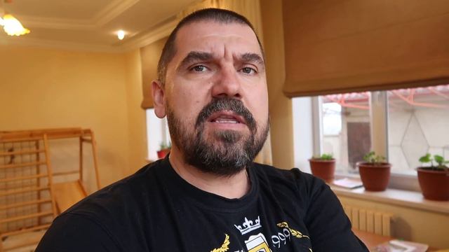 Купил шикарный КОВЕР / Валера опять экономит! смотреть онлайн