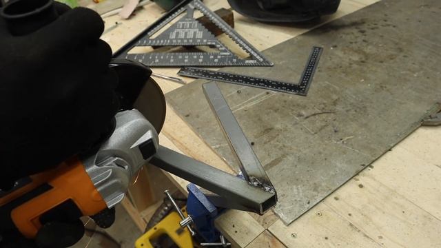 Не вздумай выбрасывать обрезки ПРОФИЛЬНОЙ ТРУБЫ! И почему я раньше не сделал эту самоделку? смотреть онлайн