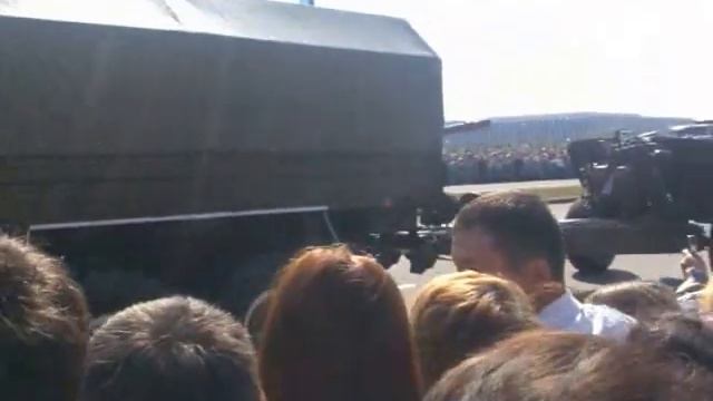 Парад военной техники в Астане 30/08/2009 смотреть онлайн