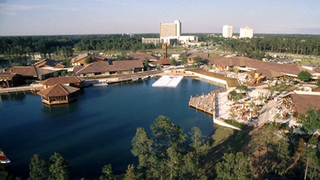 Lake Buena Vista Shopping Village - DISNEY THIS DAY - March 22, 1975 смотреть онлайн
