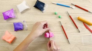 Как слепить розы из воздушного пластилина!