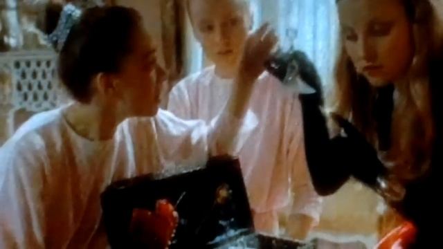 Рок-н-ролл для принцесс (Колокольчик мечта) смотреть онлайн