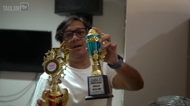 SIDAK RUMAH DEDE.. TINGGAL DI KOMPLEK ELIT HASIL NABUNG HONOR SHOOTING.. смотреть онлайн