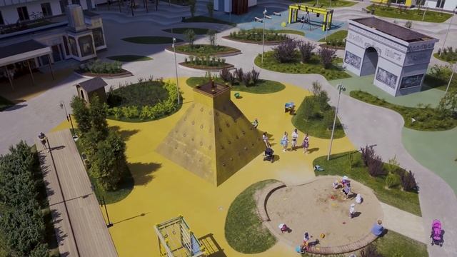 ЖК "Граффити": двор "6 континентов" смотреть онлайн