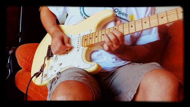 Fender Deluxe Roadhouse Stratocaster смотреть онлайн