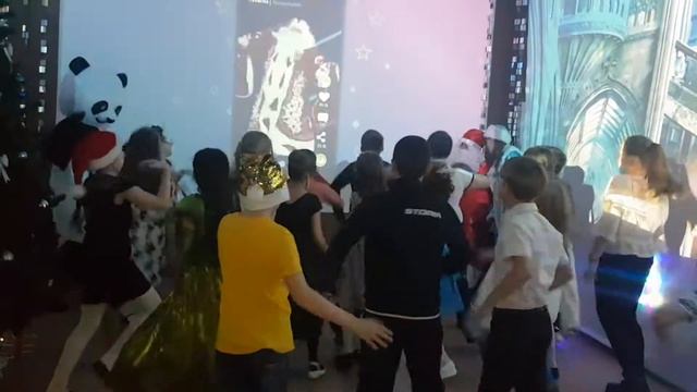 Танцы 2. Новый год) 3"В" 19.12.20 смотреть онлайн