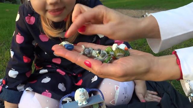 VLOG Летим в Монако. Распаковка и обзор игрушки Рождество Олафа Эльза и Анна Холодное сердце Дисней смотреть онлайн