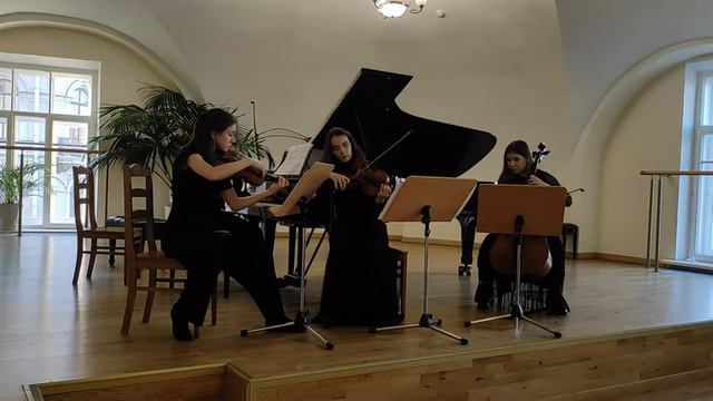 Л. Ван Бетховен. Фортепианный квартет №1 Es-Dur смотреть онлайн