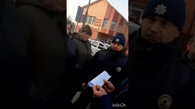 30 11 2022р, люди прийшли до ПрАТ в м Хуст з вимогою до керіаництва, а поліція у смотреть онлайн
