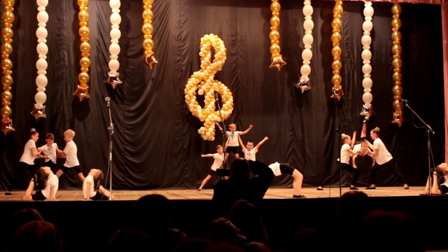 Менському будинку творчості - 80_030_2 рут смотреть онлайн