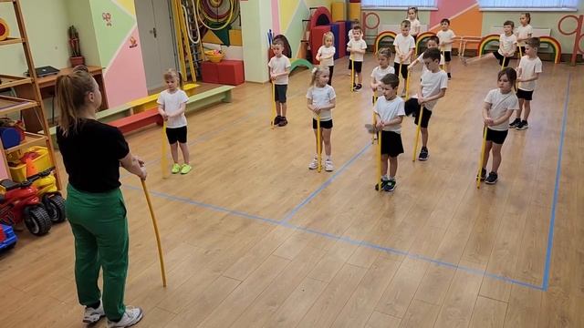 Занятие по физической культуре "Прыжки" смотреть онлайн