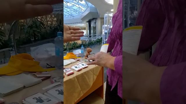 "После 18 лет у нас детей усыновляют в Италию". Пикет пролайферов смотреть онлайн