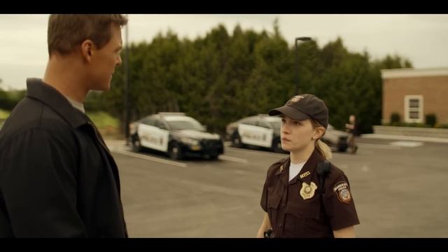 2х метрового амбала посадили в самую опасную тюрьму, но они не знали, что он секретный агент смотреть онлайн