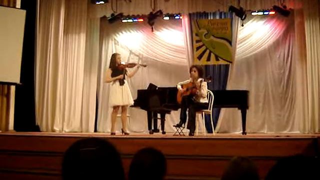 Семейный дуэт Никопольская Марина, Никопольская Анастасия В. Монти Чардаш смотреть онлайн