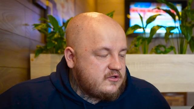 Пробуем КАЗАХСКУЮ ЕДУ с Диким Даником! Бешбармак, Баурсаки, Айран смотреть онлайн