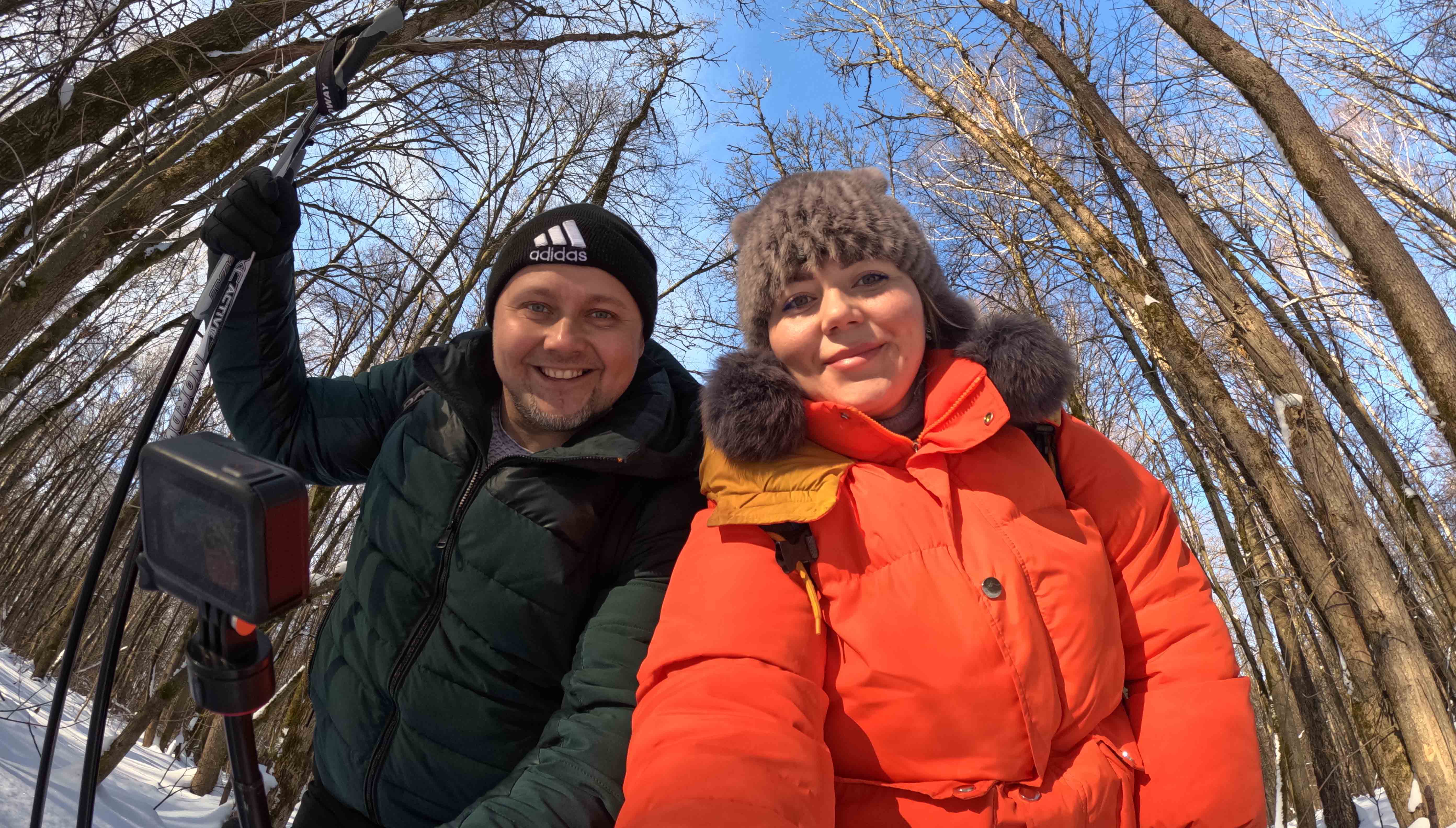 Жарим мясо в диком лесу на снегу - лыжный поход смотреть онлайн