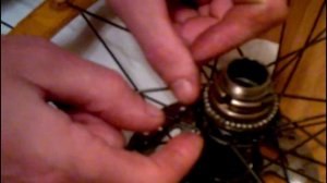 Как разобрать трещетку на заднем колесе велосипеда