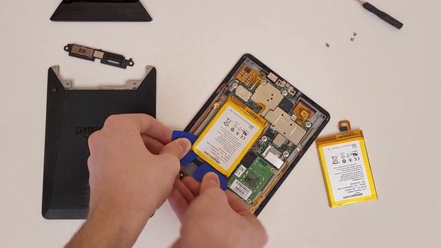 Amazon Kindle Voyage 7th Generation (Model NM460GZ) Battery Replacement Guide смотреть онлайн