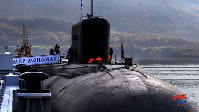 Залповый пуск четырех ракет Булава с подводной лодки Владимир Мономах смотреть онлайн